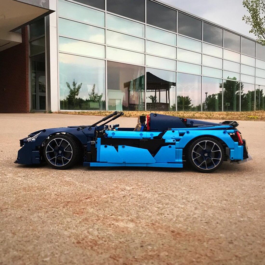 moc 16029 blue sports car model sci fi t main 1 - KAZI Block